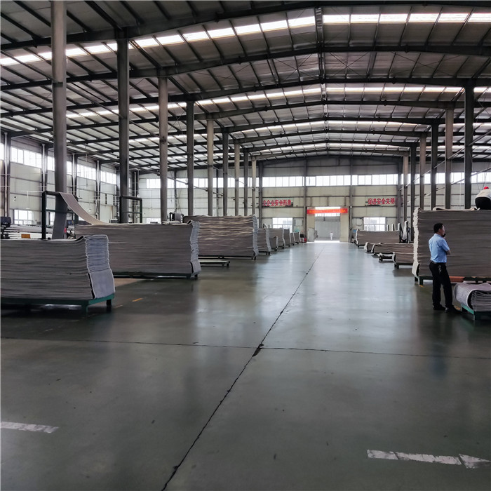 厂家输送带生产车间